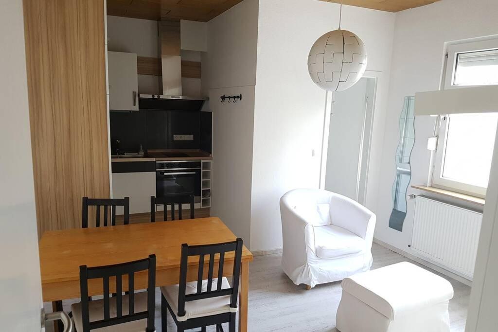 Einfache Zentrums Nahe Wohnung Gummersbach Esterno foto